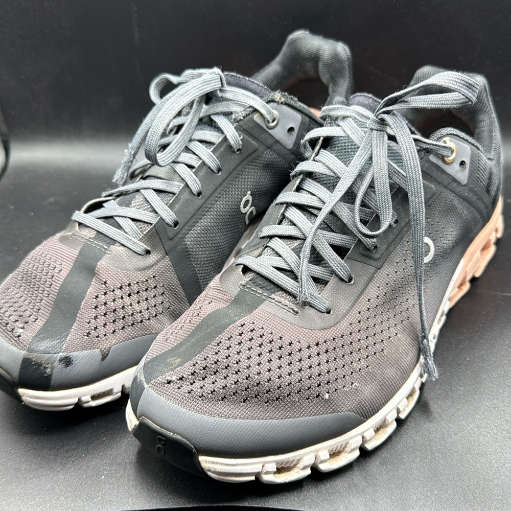 On Cloud Black Tennis Shoes